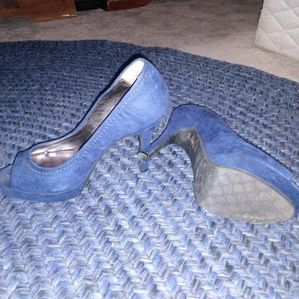 Candie's blue peep toe heels